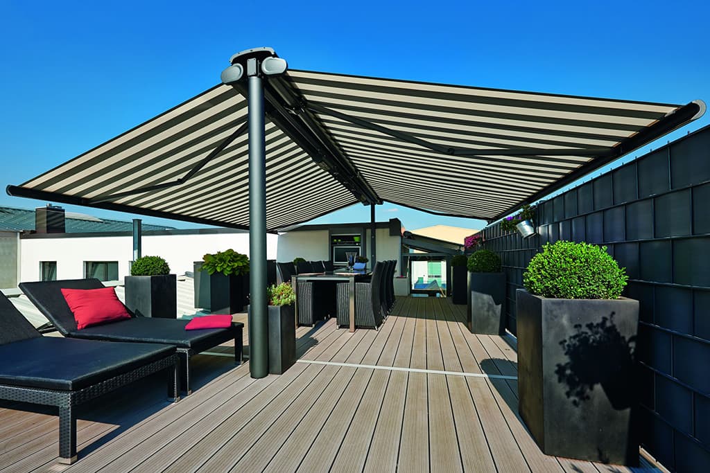 Mit Freiraum- und Seitenmarkisen zur Wohlfühloase